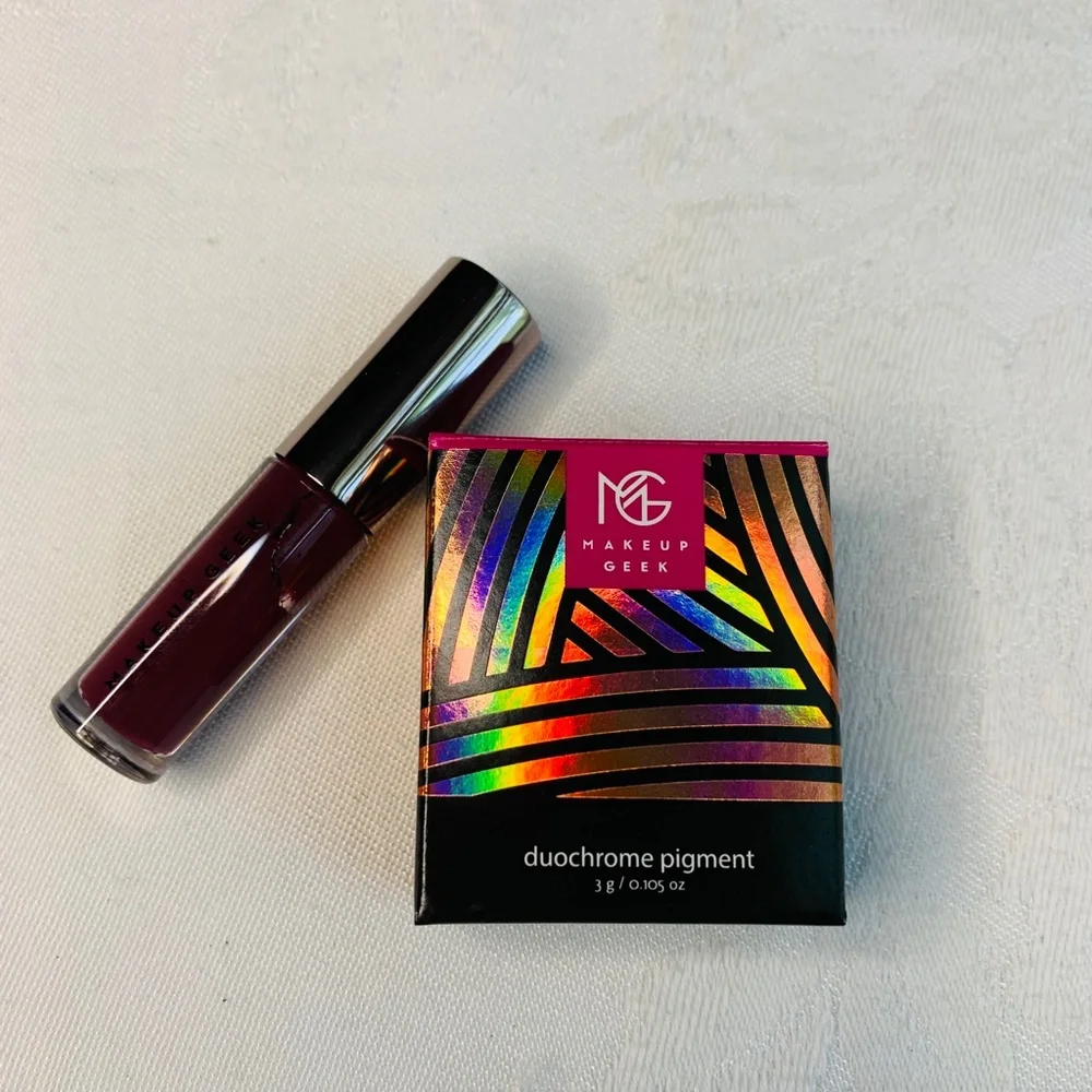 New NIB Makeup Geek 2 piece Kaleidoscope duo chrome pigment & lip glaze …